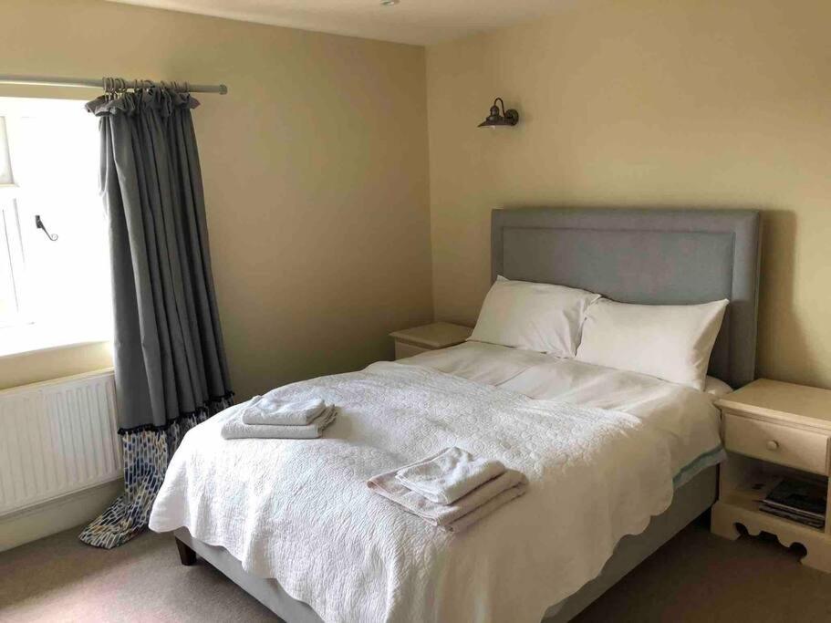St Anthony'S, Bright Perkily Decorated 3 Bedroom House Ampleforth Kültér fotó